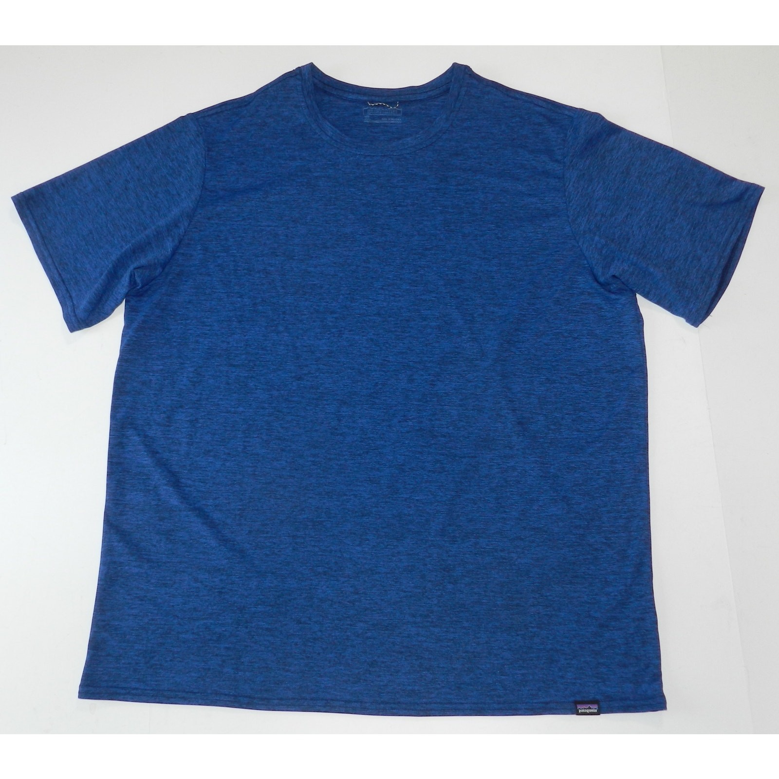 Patagonia T-shirt top unisex Size XL short sleeve navy blue cool hiking (gg9)