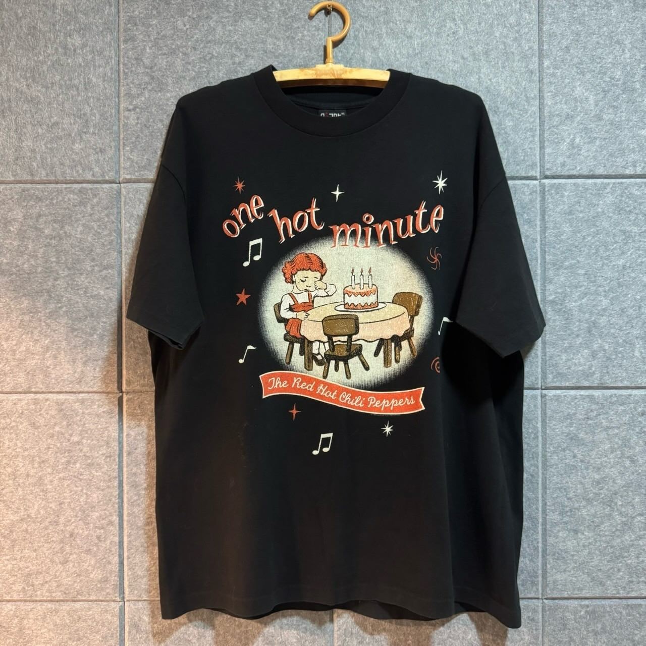 Red hot chili pepper One Hot Minute Vintage shirt 1996 gallery