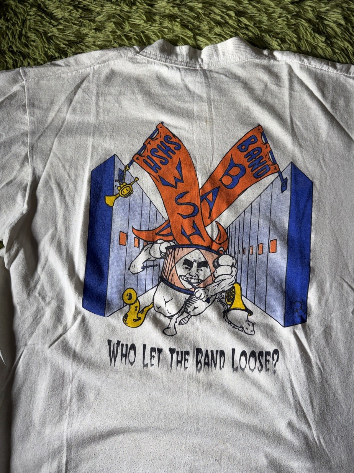 Vintage 90s Graphic T-shirt Size Large!!!! gallery