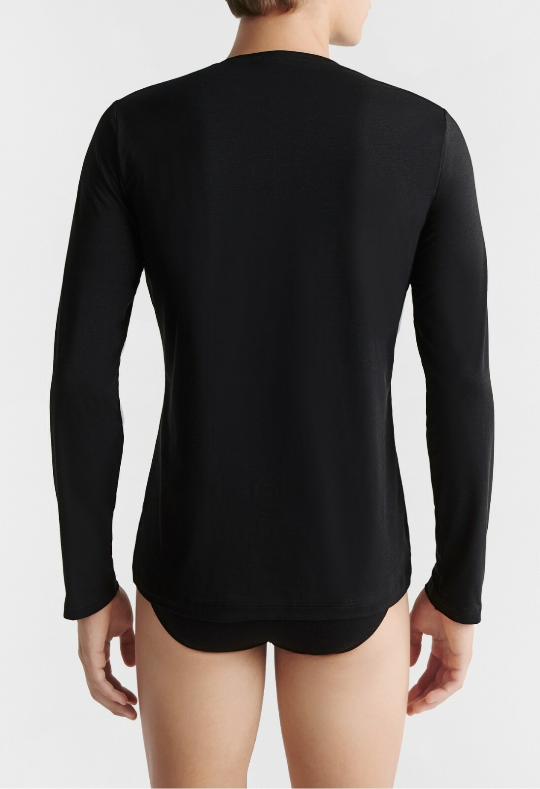 Nero Perla Men's Long-sleeved granddad-neck top in stretch jersey gallery