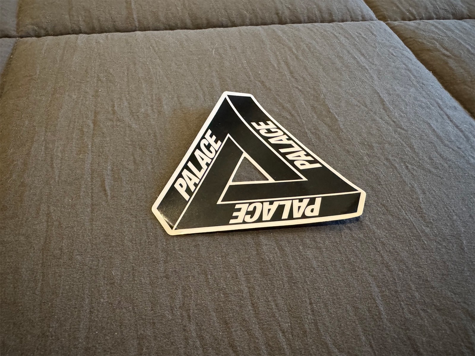 Palace P's Open Doors T-Shirt Black Size Small Fall/Winter 2019 Pre-Owned gallery