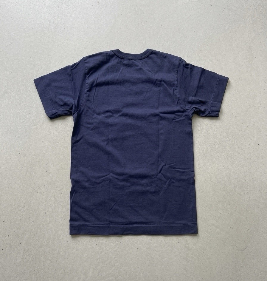 Comme des Garçons PLAY Heart Logo Navy Graphic Crew Neck T-Shirt Women’s S gallery