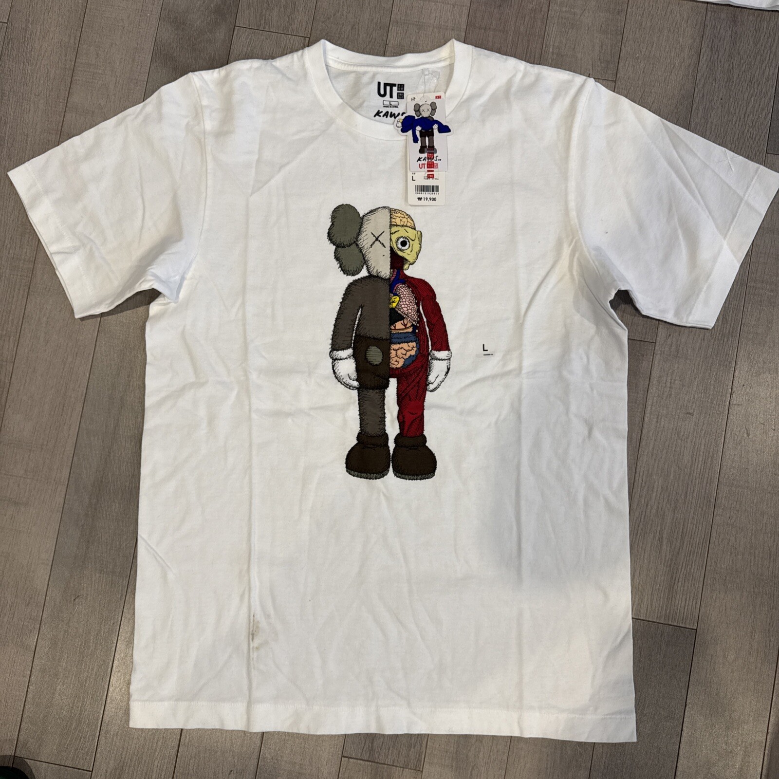Brand New Kaws x Uniqlo UT “Flayed Companion” Tee Size Large L (Asia Sizing)