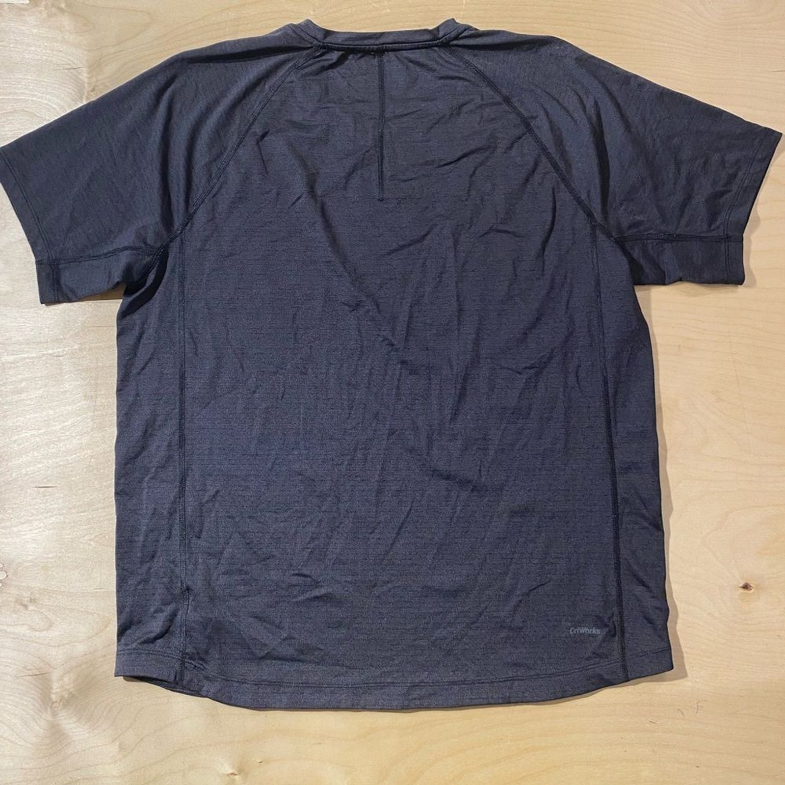 Athletic Works Dark Gray Short Sleeve Tee Large (42-44) (OX) gallery