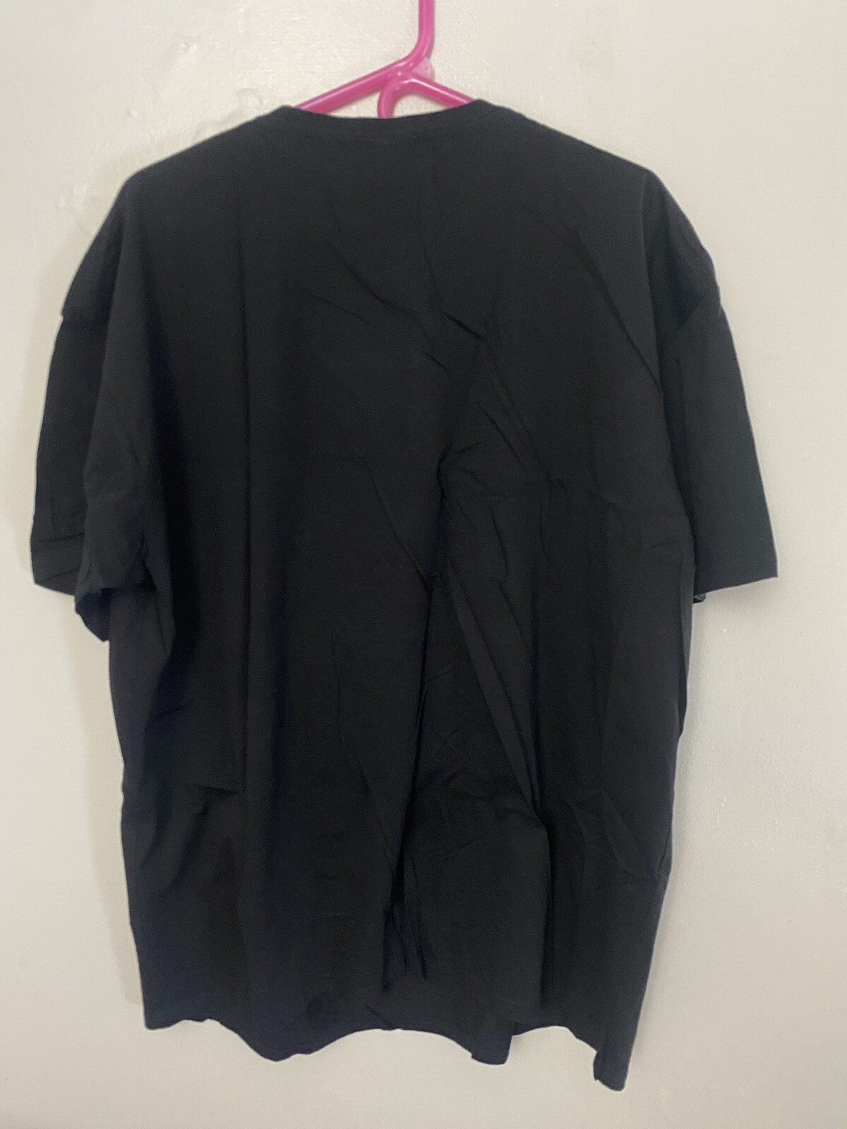 Mr. Robot Shirt Size 2XL Hanger Not Included gallery