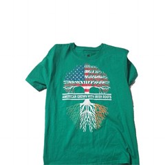 American Grown With Irish Roots Men’s medium green T-Shirt excellent shape