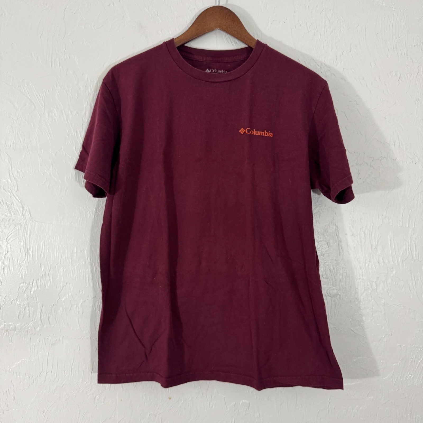Columbia Shirt Mens Large Short Sleeve Maroon Crew neck Big Foot Hiking Trail gallery