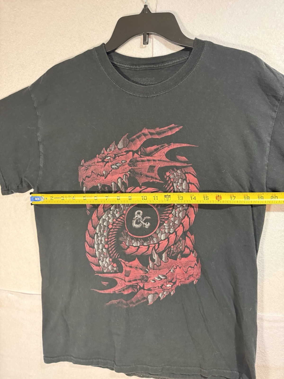 Dungeons & Dragons D&D Black T-Shirt Large Red dragon Fantasy Magic Gaming gallery