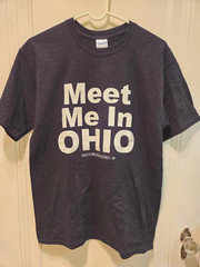 Hillary Clinton Campaign Black T-shirt Men’s Size M – Meet Me in Ohio
