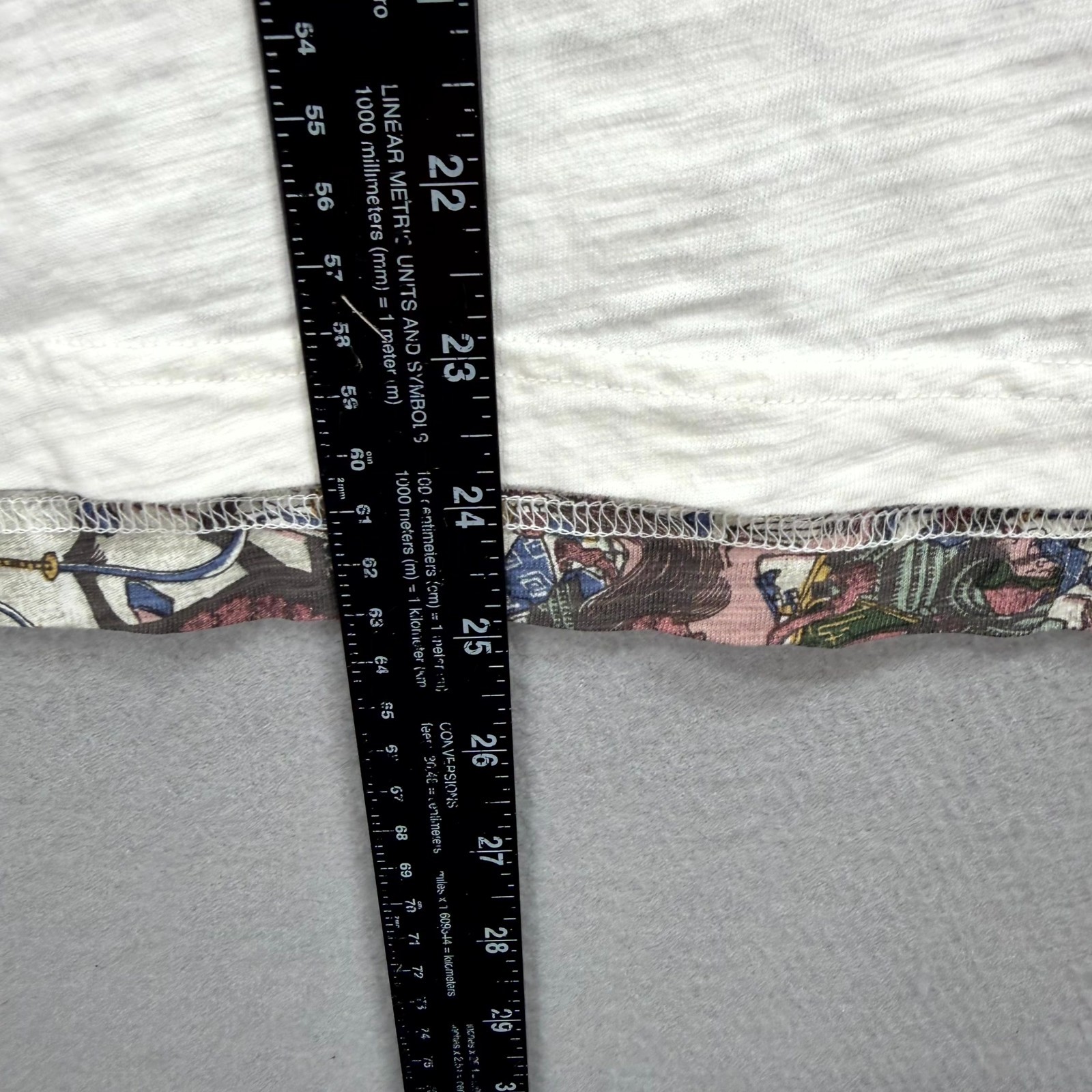 Uniqlo UT x Museum of Fine Arts, Boston T-Shirt Mens M White Graphic Crew Neck gallery