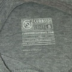 Curbside t-Shirt Smoking Pipe Size Small (See pics for measurements)