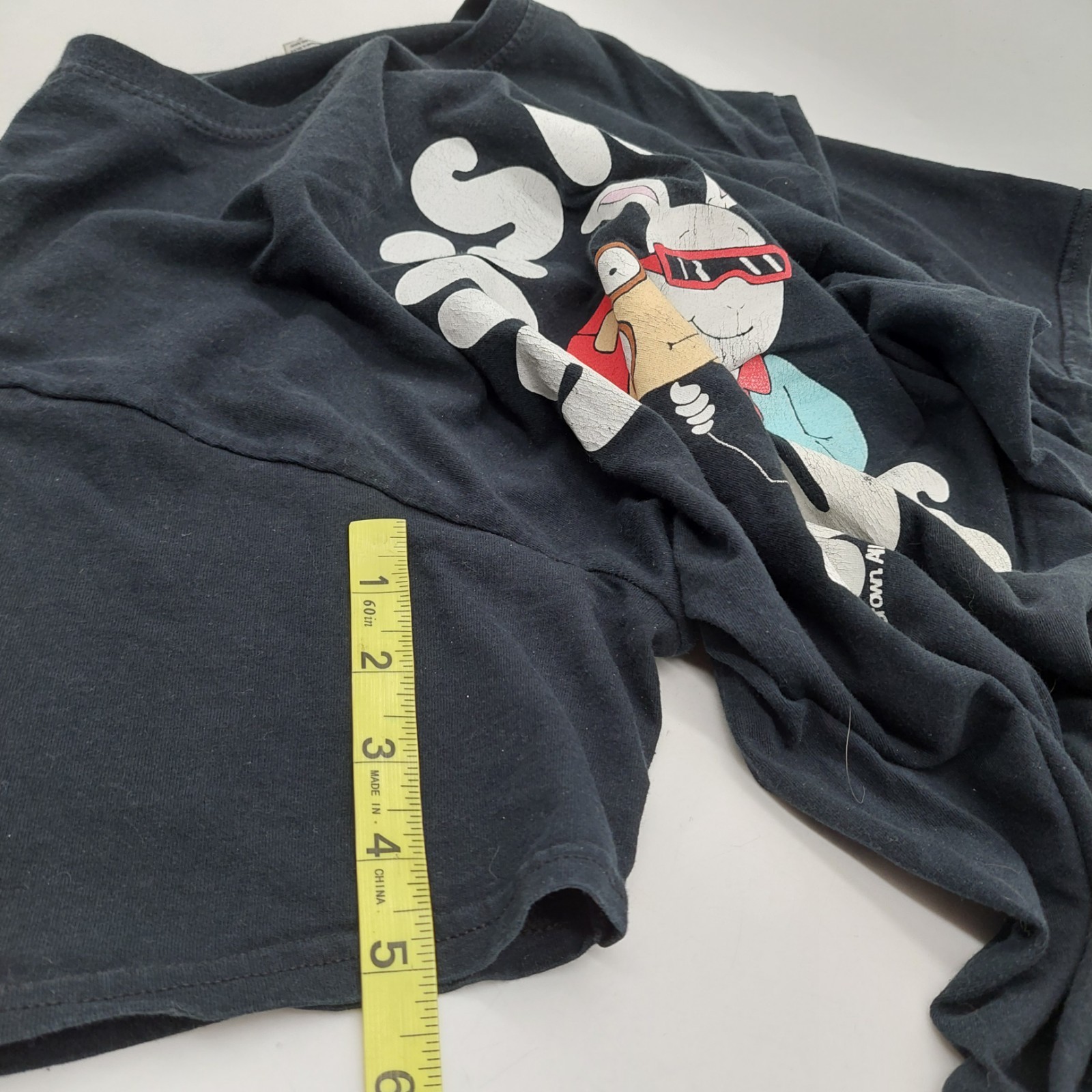 Arthur & Buster Hugs Not Drugs Graphic T-shirt Size medium 2001 Y2K Black READ gallery