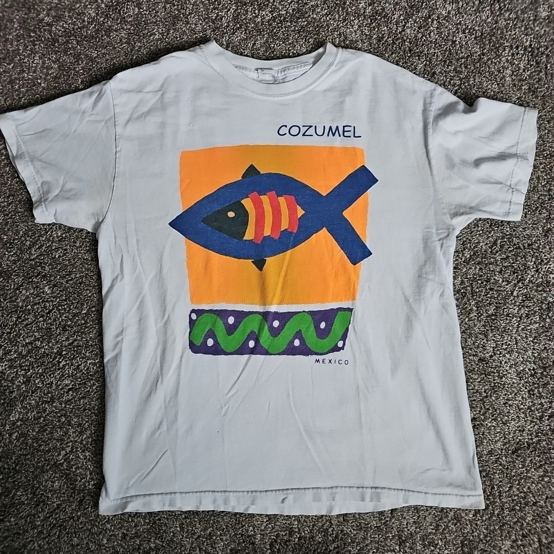 Miro Cozumel Mexico Art Style Size Large Fish Retro Colored Short Sleeve Shirt gallery