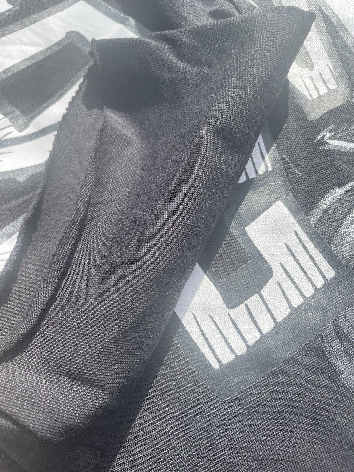 Black/White mixed emotions cropped tee gallery