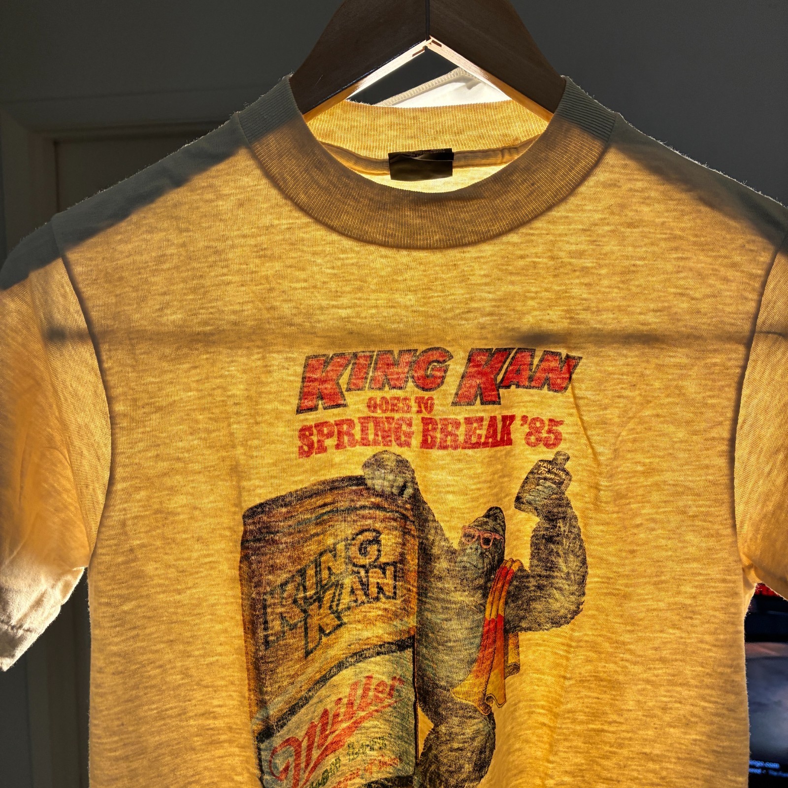 Vtg 80s Miller High Life Beer Spring Break 85 Shirt M Paper Thin USA Gorilla Tee gallery