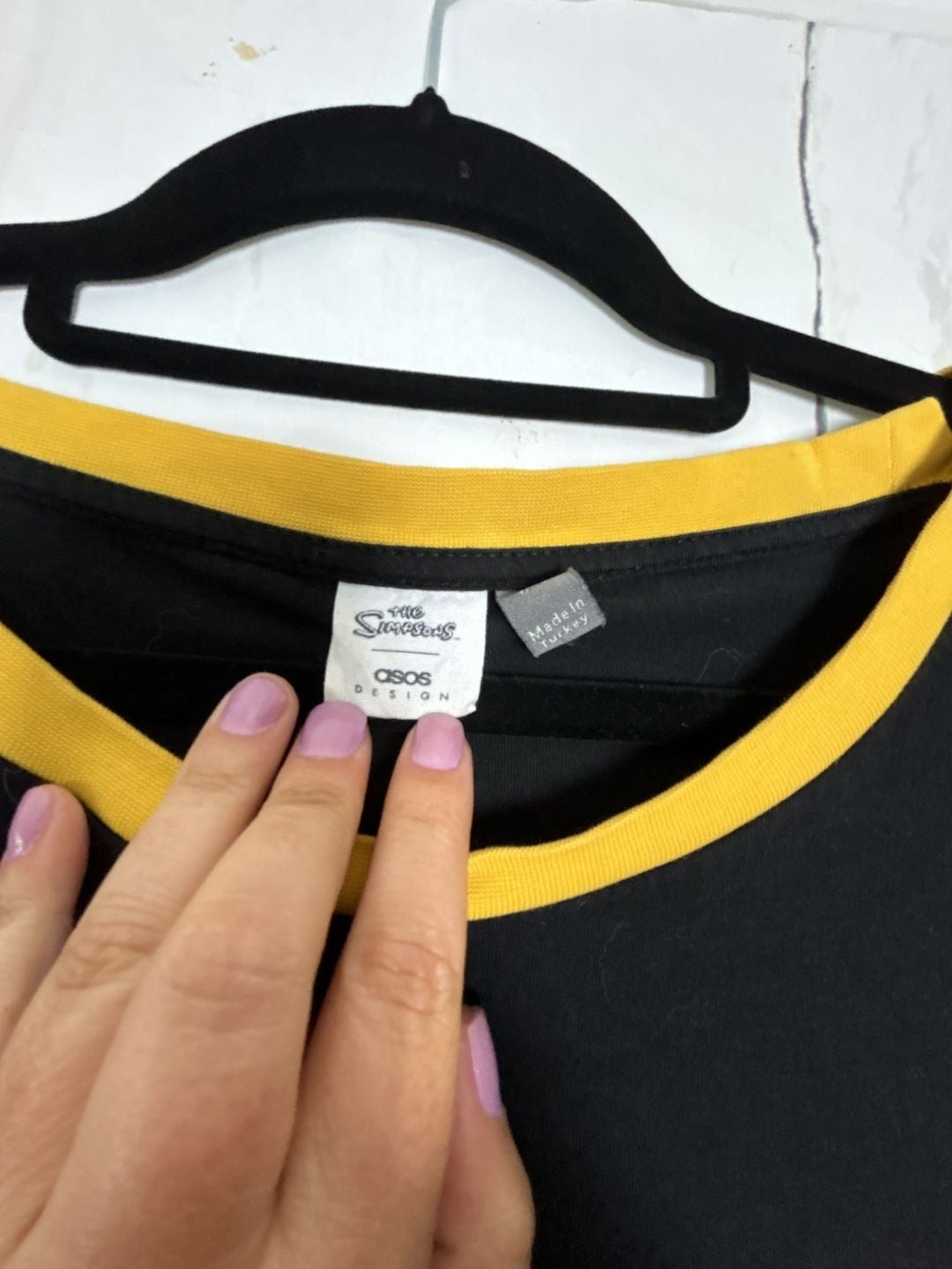ASOS DESIGN x The Simpsons Homer Simpson Long Sleeve T-Shirt with Side Brand gallery