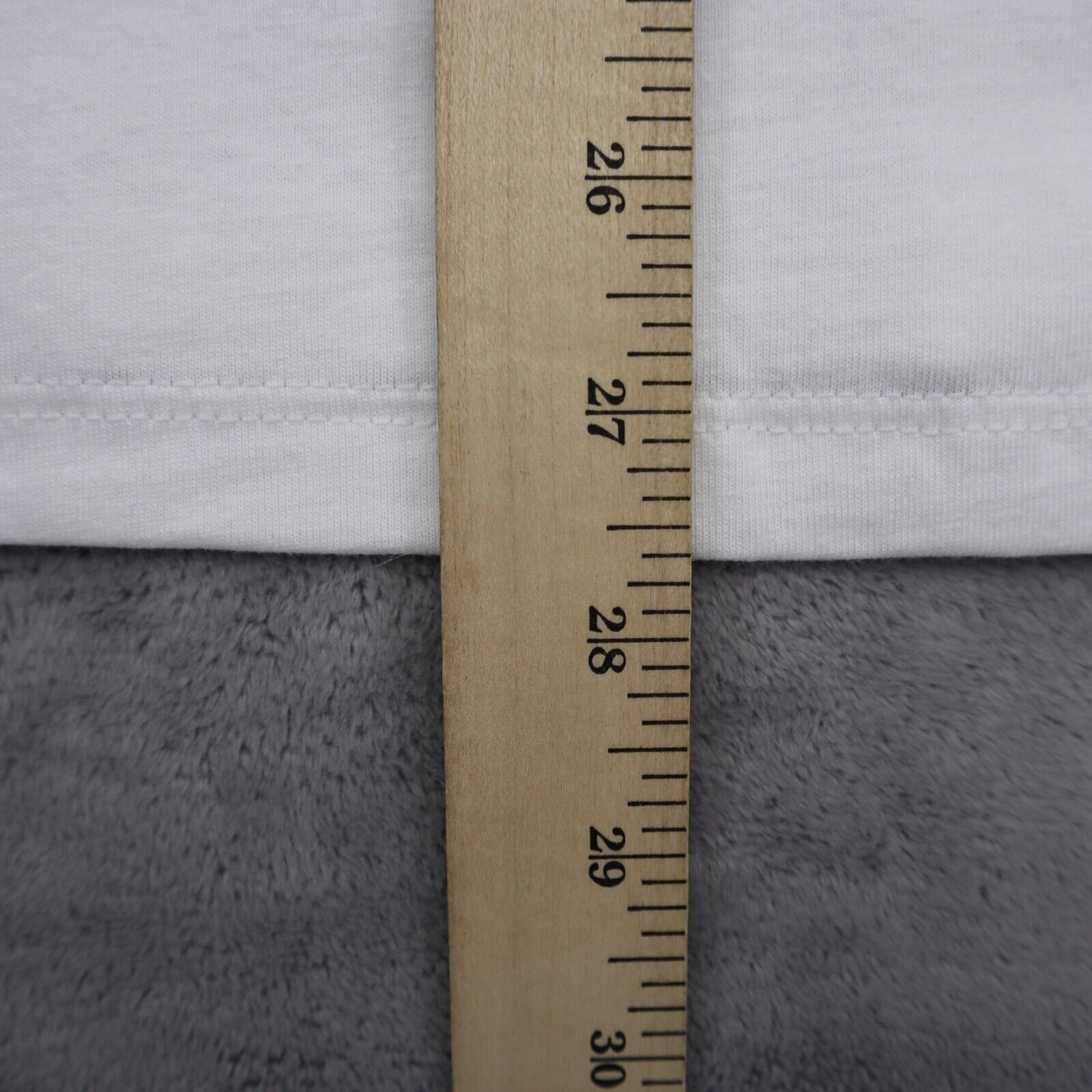 Levi Strauss Shirt Mens L White Short Sleeve Crew Neck Graphic Print Cotton Knit gallery