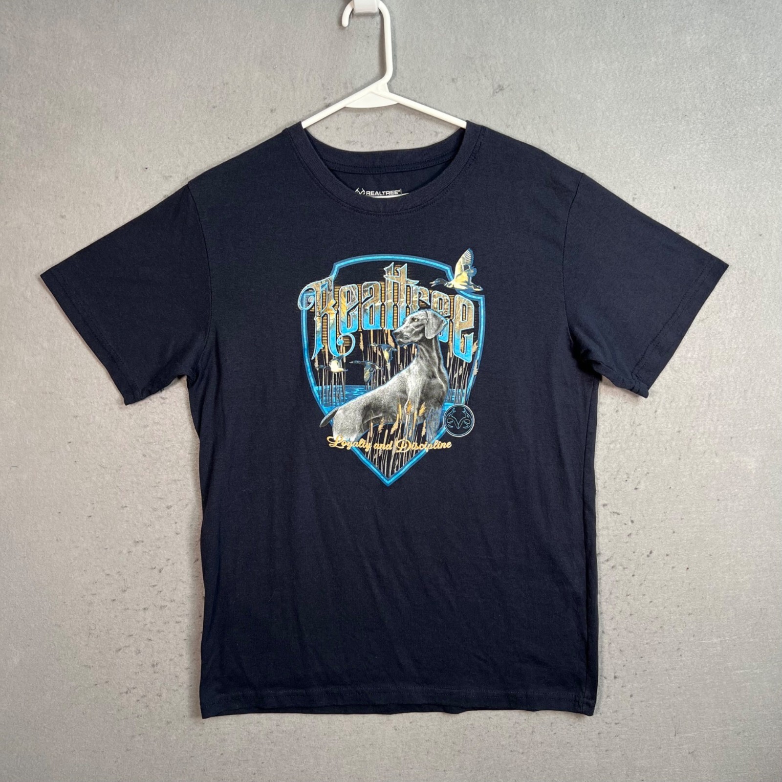 Realtree Navy Blue Graphic T-Shirt Dog Design “Loyalty & Discipline” Medium
