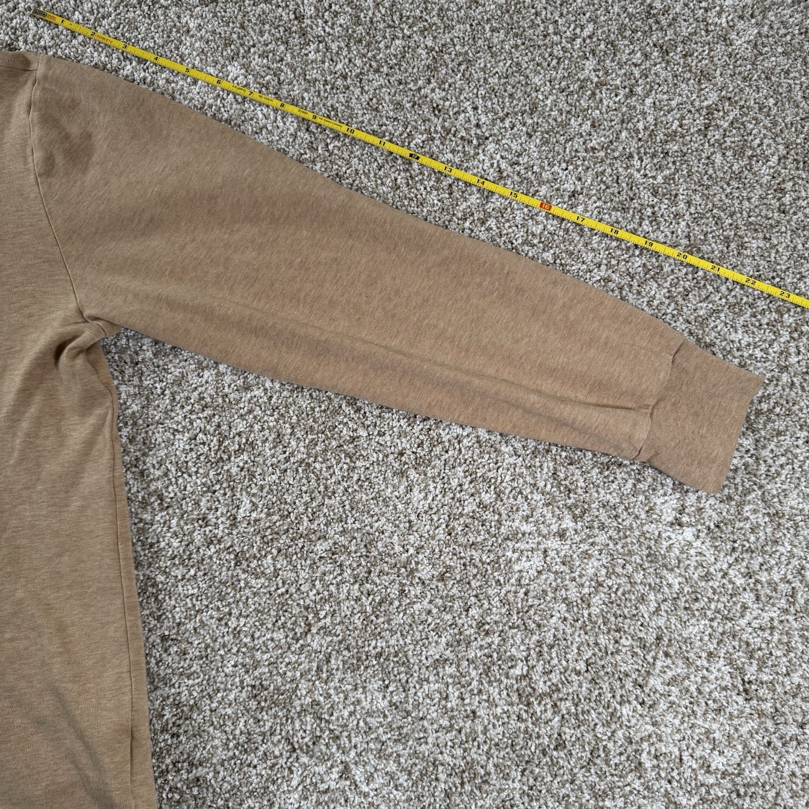 Polo Ralph Lauren Size M Long Sleeve Soft Cotton Classic Fit Cuffed Wrists Shirt gallery