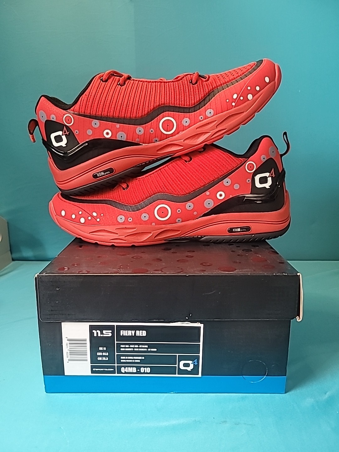 Q4 Fiery Red Size 11.5 Men’s Q4MB-010 New In Box