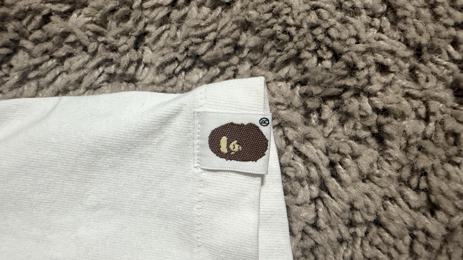 A Bathing Ape BAPE White Ape Head Graphic Cotton Tee Mens L *real not a rep* gallery