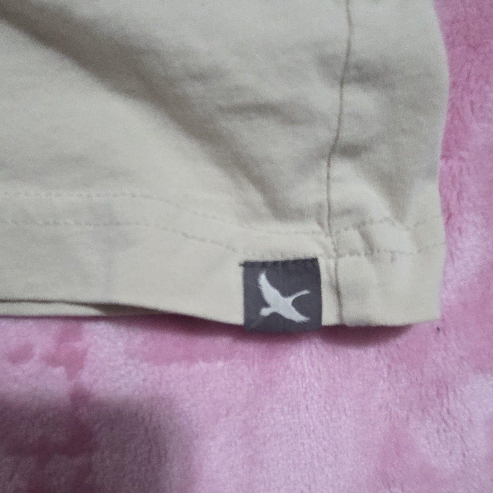 Eddie Bauer Legendwash Men's XL Crew Neck Short Sleeve Beige Logo Tee gallery