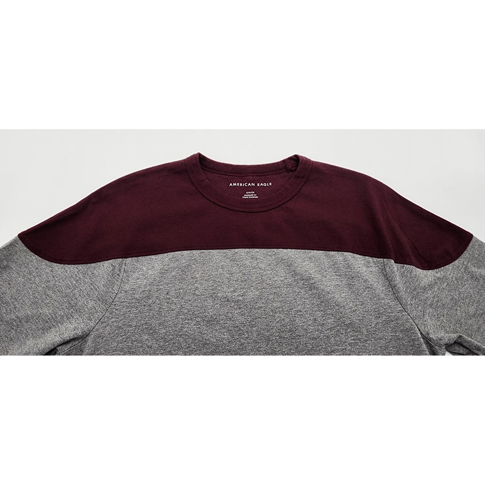 American Eagle T-Shirt Mens Small Burgundy Grey Colorblock Crew Neck EXC gallery
