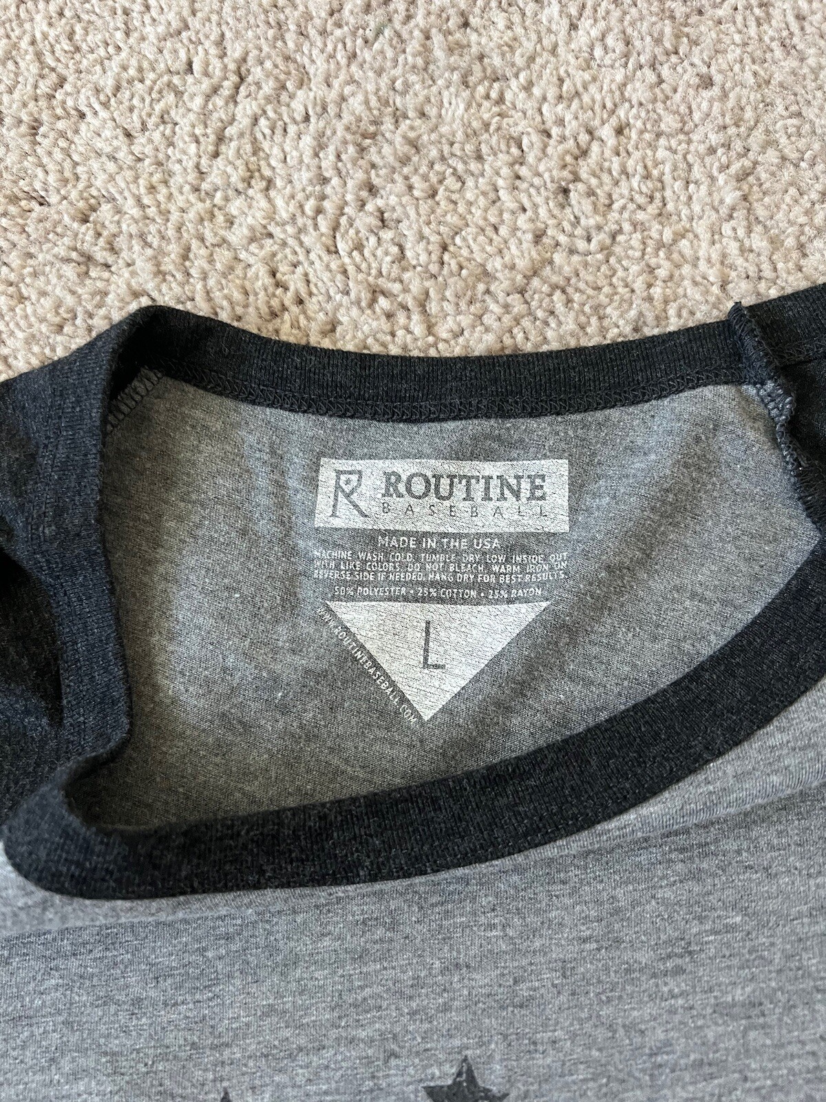 Routine Baseball 3/4 Sleeve T-Shirt Gray Mens Size Large Bats Stars gallery