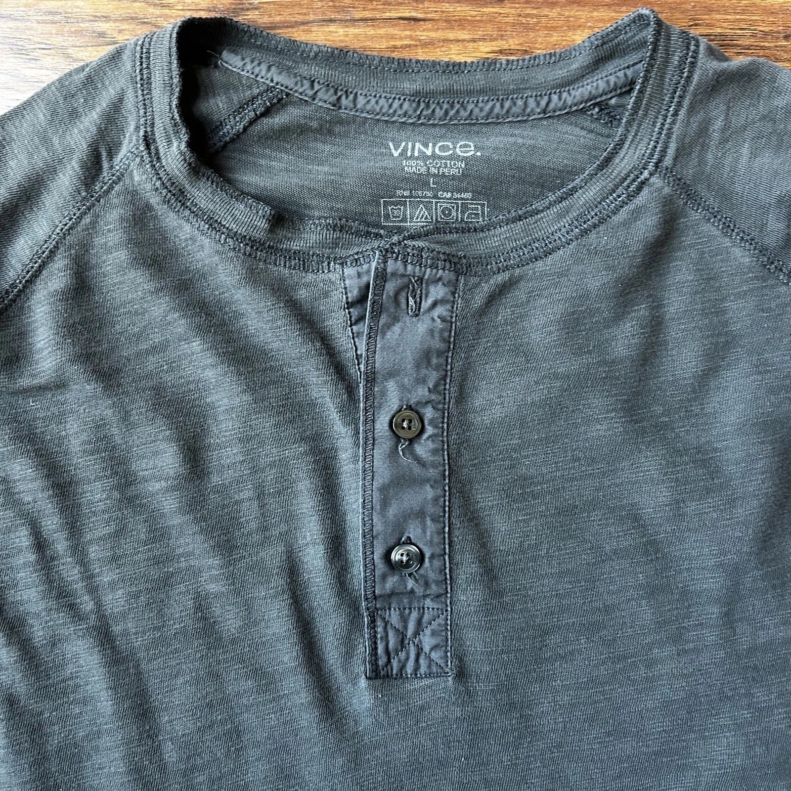 Vince Men's Gray Long Sleeve Raglan T-Shirt L Large Crew Neck Minimalist Luxe gallery