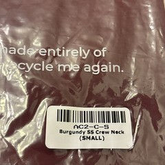 Fresh Clean Threads Performance Crew Neck Tee. Burgundy. Small. NIB.
