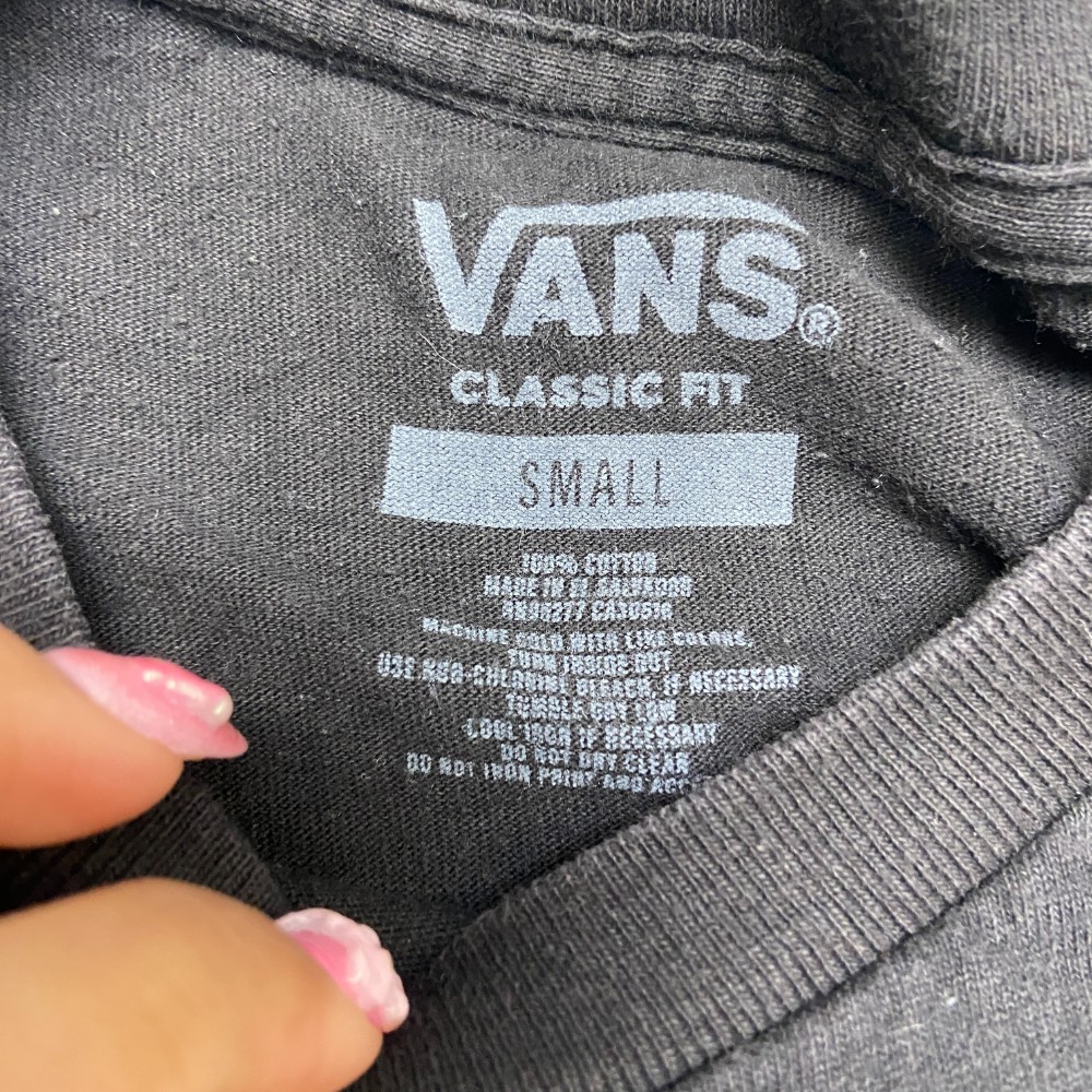 Vans Off The Wall T-Shirt Men Small Black Cotton Dark Wash Graphic Everyday Wear gallery