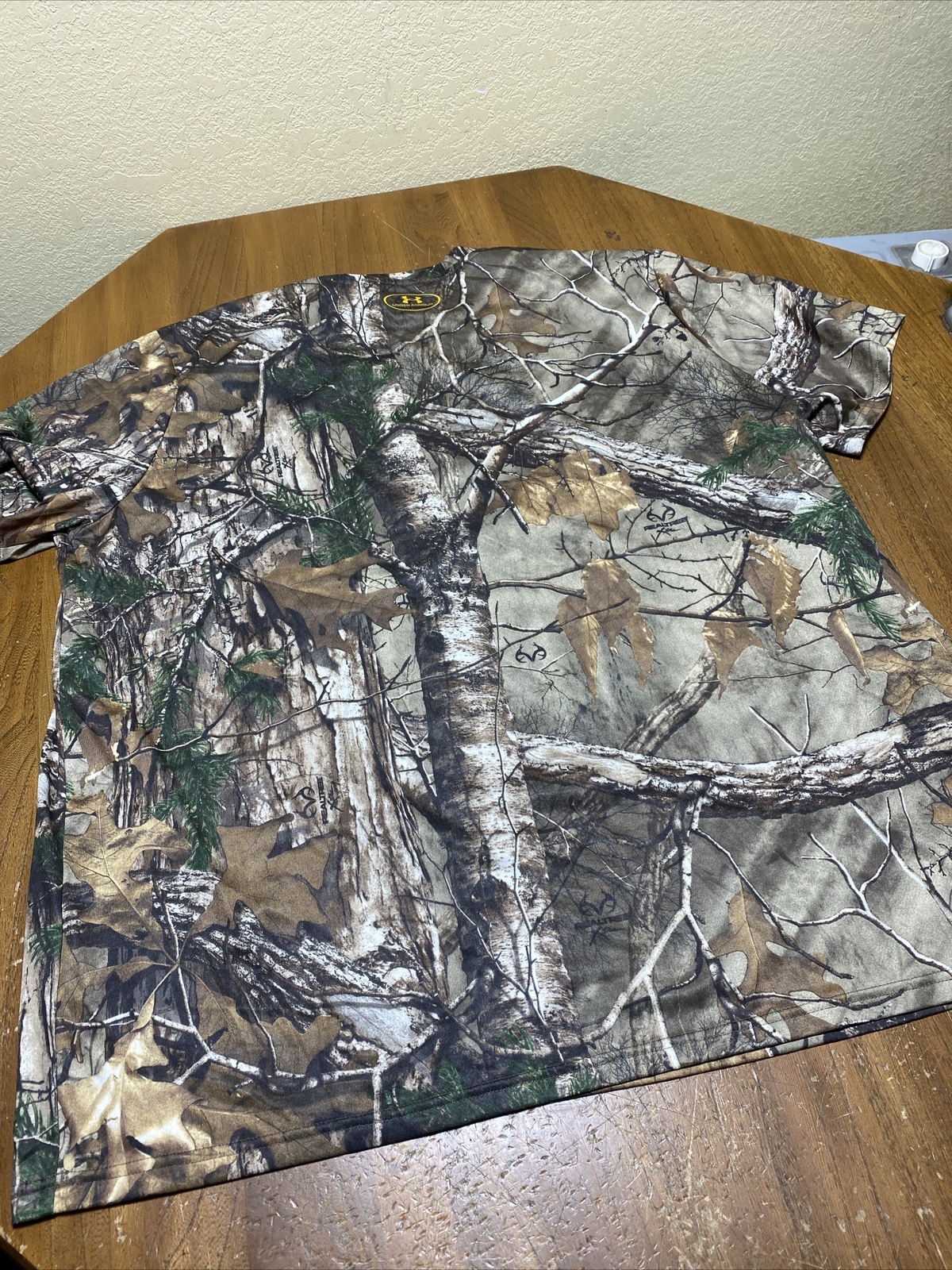 Under Armour Men’s Loose Heat Gear Realtree Xtra T Shirt XXL SPELL OUT gallery
