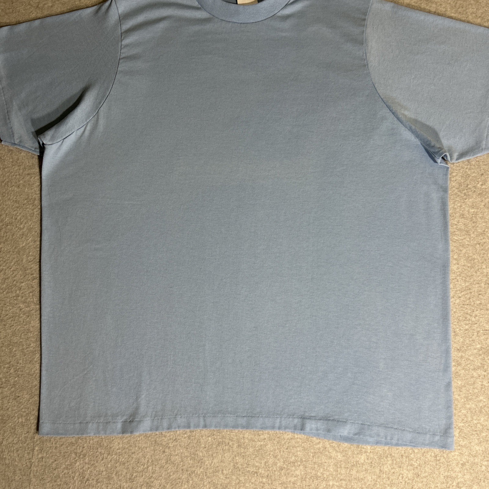 Vintage 60's/70's Plain Baby Blue 50/50 Cotton Poly Blend T-Shirt XL Blank gallery