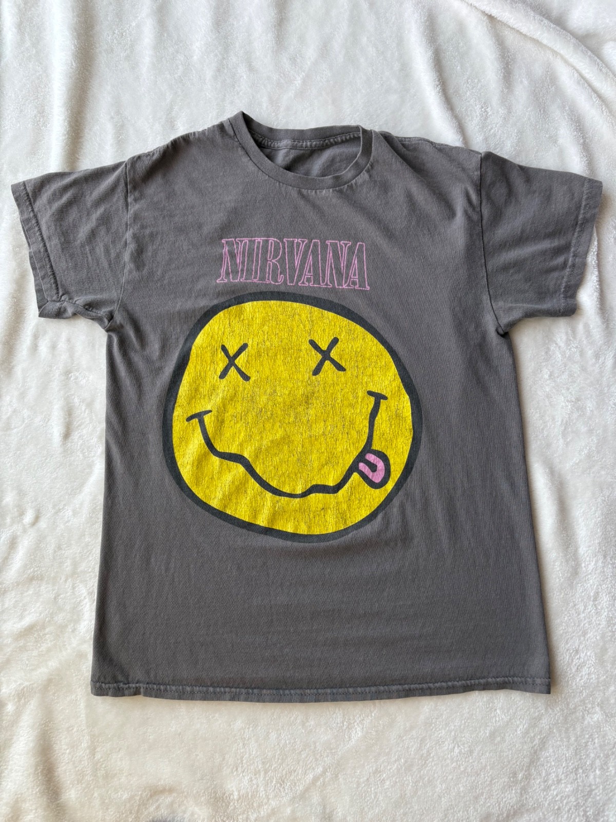 Nirvana Shirt Mens Medium Smiley Face Grunge Band T-Shirt Rock Music Please Read gallery