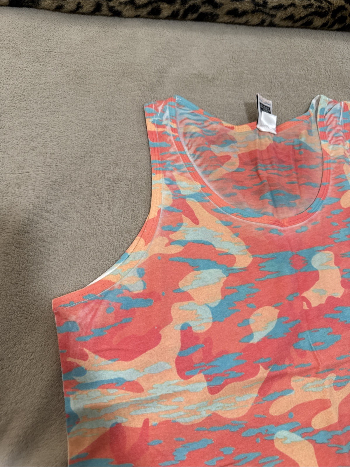 Hype Men’s Tank Top Large Camo pink teal green blue cream mango Distressed gallery