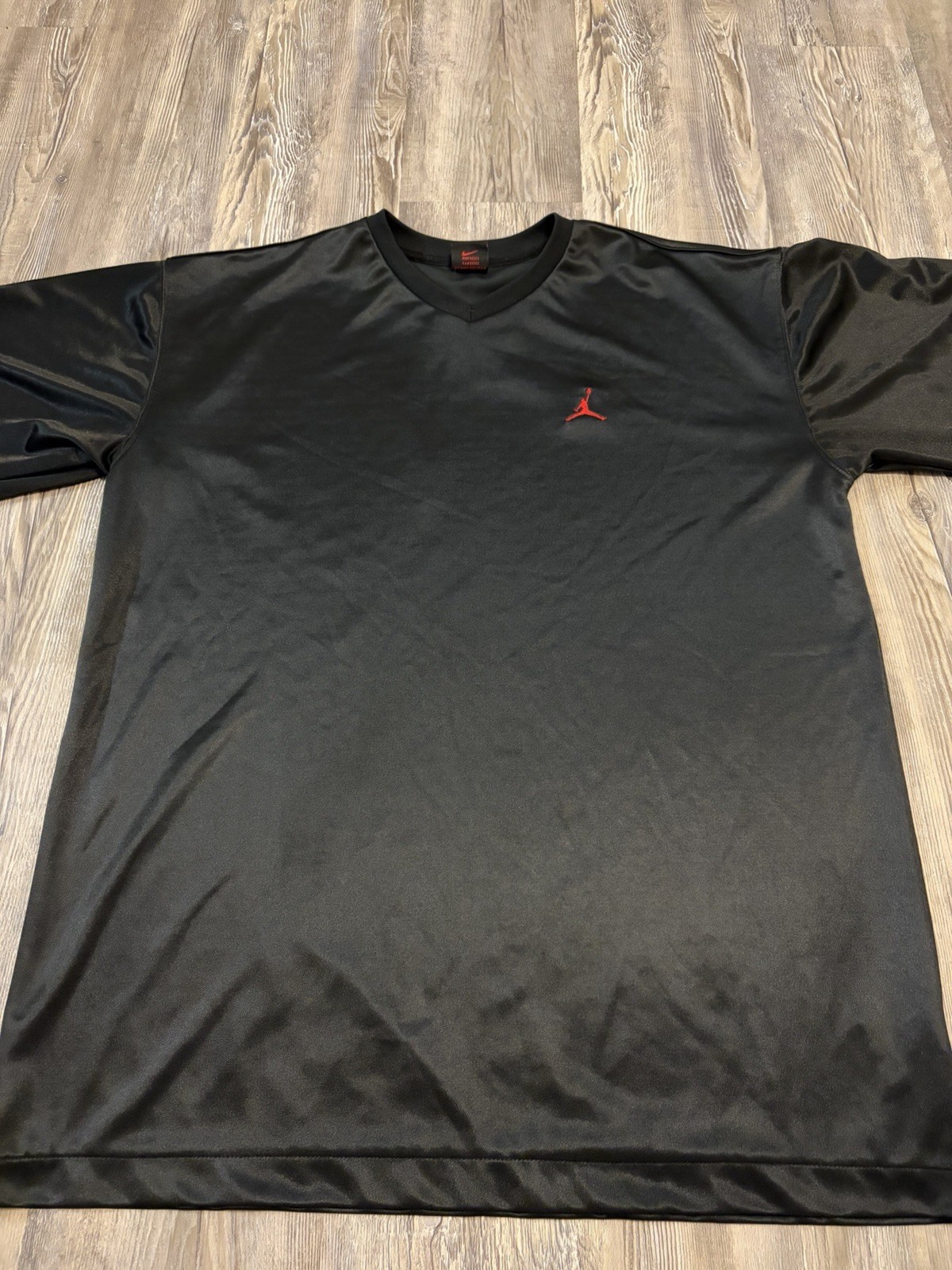 Vintage Nike Air Jordan Black Satin Basketball Shooting Shirt Mens L Red Jumpman gallery