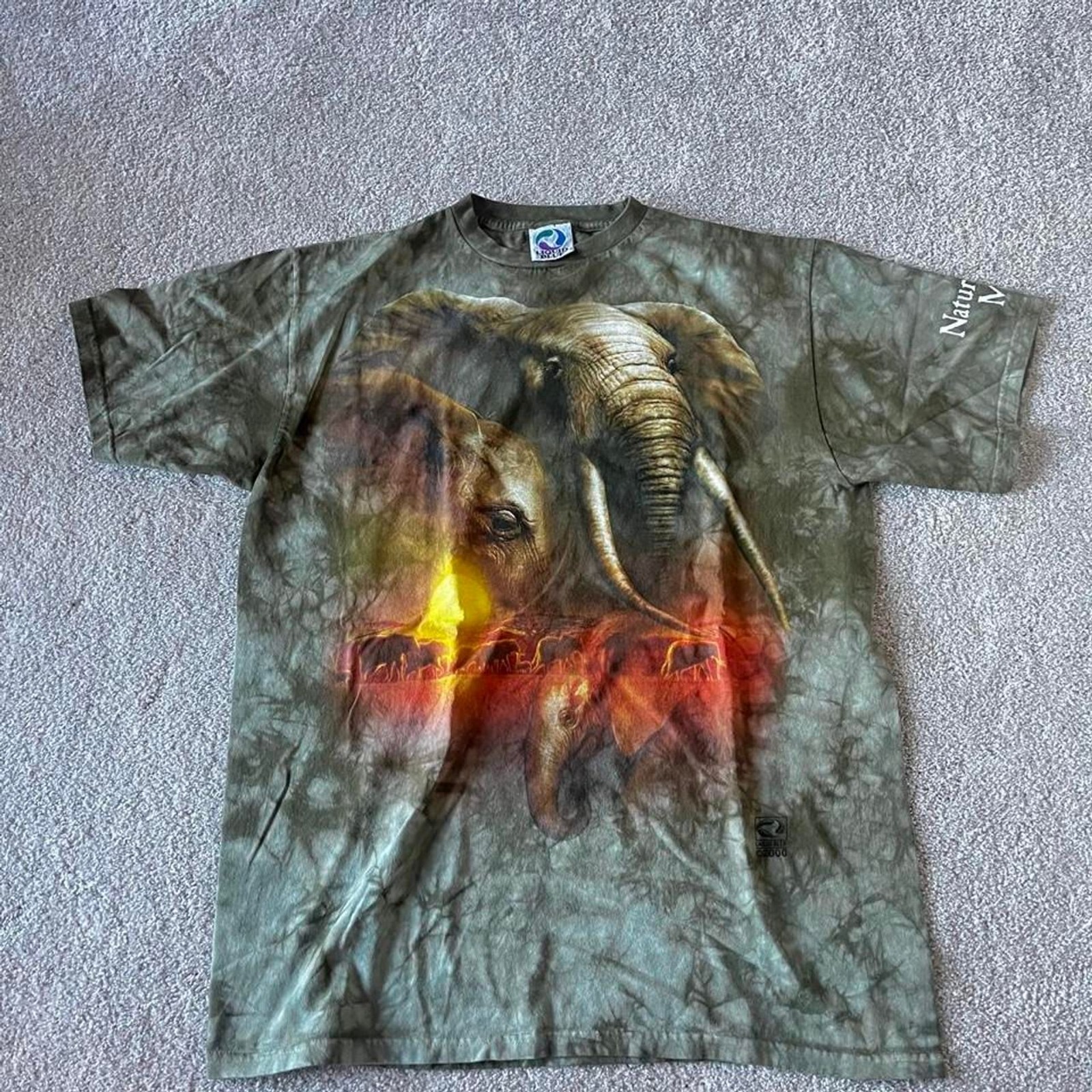 Vintage 90s Liquid Blue Elephant T-shirt gallery