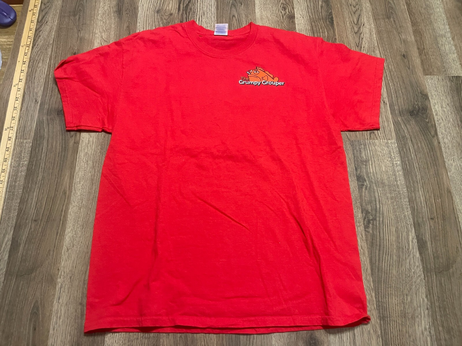 Gildan Shirt, Men’s Size Large, Red “The Grumpy Grouper” Orange Fish