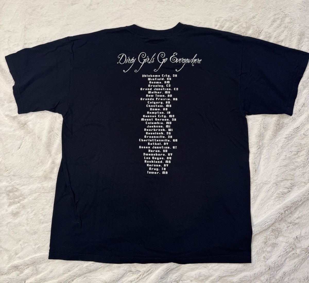 Vintage Terri Clark Tour T Shirt Dirty Girls Go Everywhere Size XL Y2K Deadstock gallery