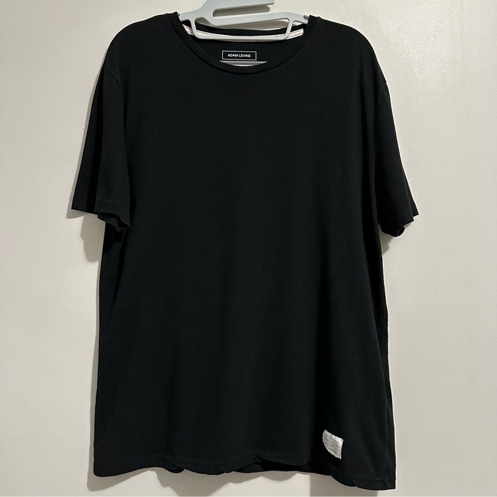 Adam Levine Collection Classic Black Short Sleeve Basic Tee with Patch Size L
