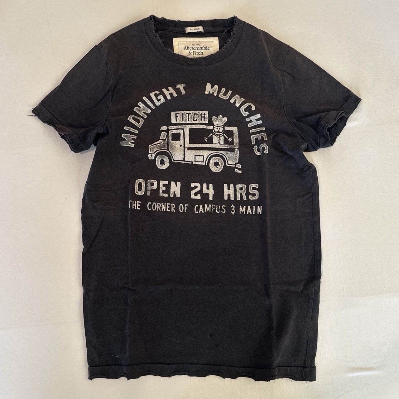 Abercrombie & Fitch Men’s Muscle Black Crew Neck Distressed Graphic Tee S gallery