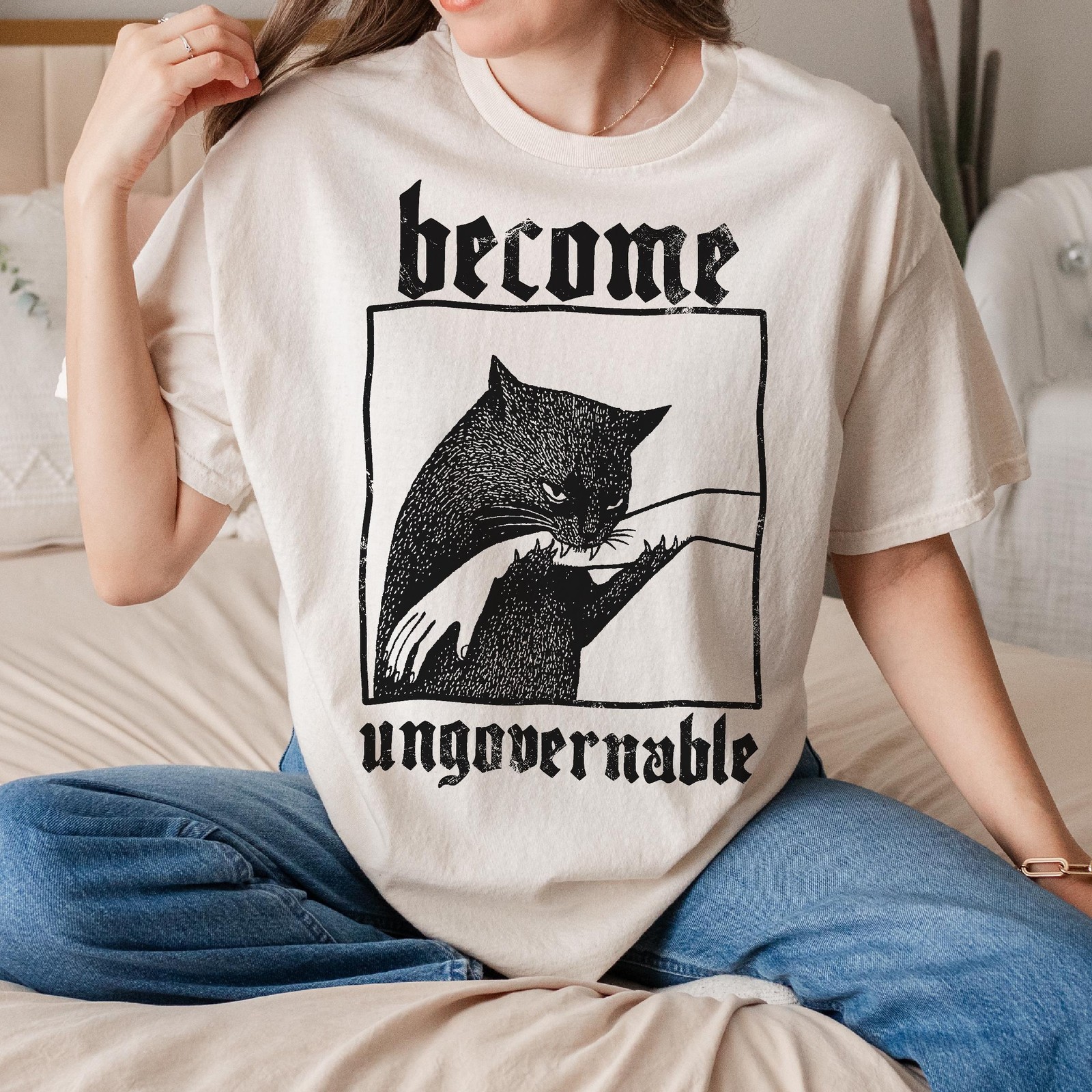 Become Ungovernable Cat Biting Hand Funny Graphic T-Shirt Unisex gallery