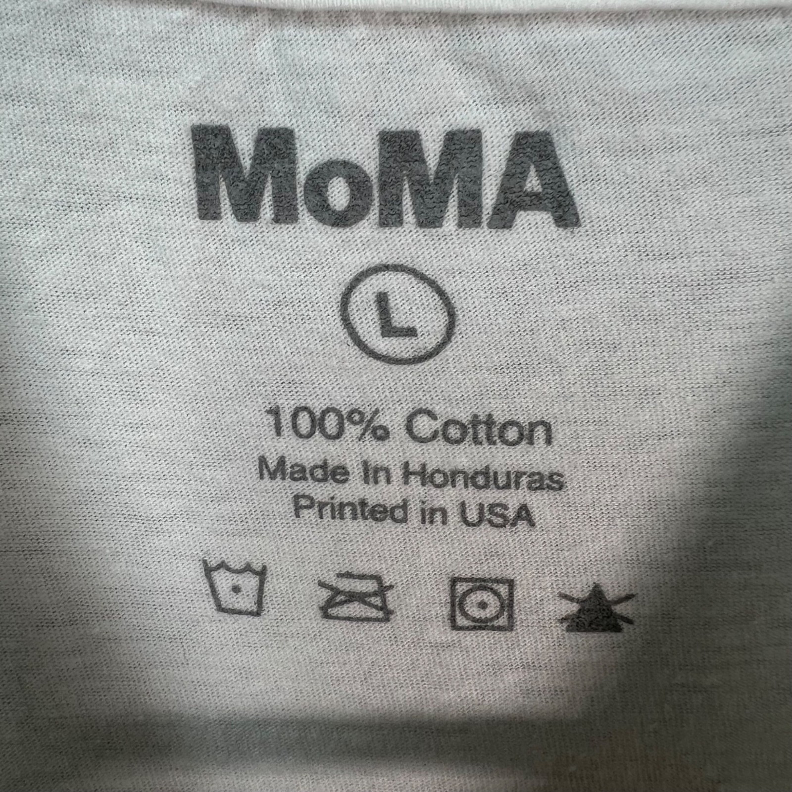 MoMA Mens Size Large White T-Shirt Colorful New York City Skyline gallery