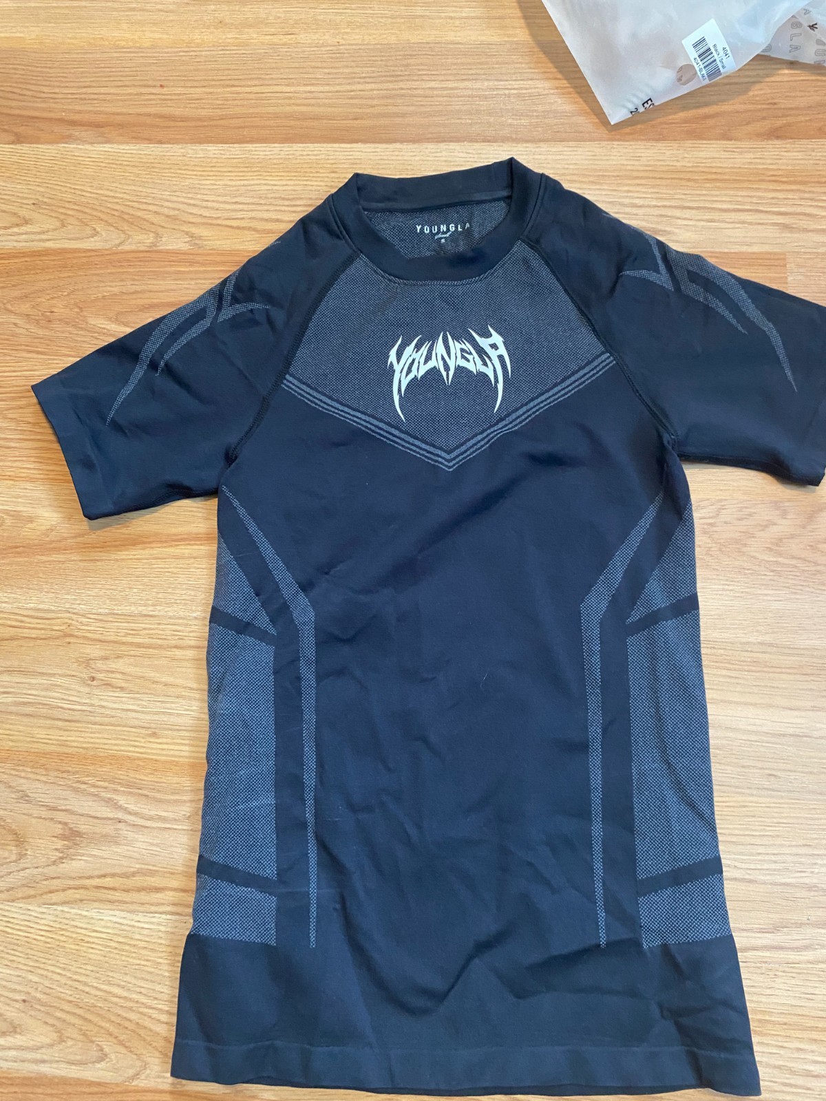 YoungLA Warrior Compression Tee Men's S Black/Gray Short Sleeve Crew gallery