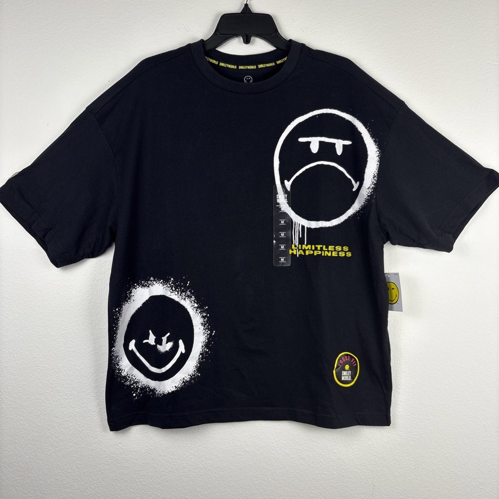 Smiley World Men’s Medium Loose Fit Oversized Black-White-Yellow Graphic T-Shirt