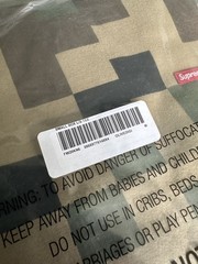Supreme FW20 Small Box Logo Long Sleeve Digital Camo Mens Size Medium minecraft