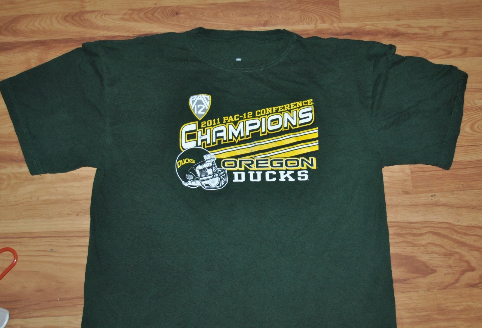 t-shirt 2xlarge university of oregon ducks pac 12 football 25 inches pit to pit gallery