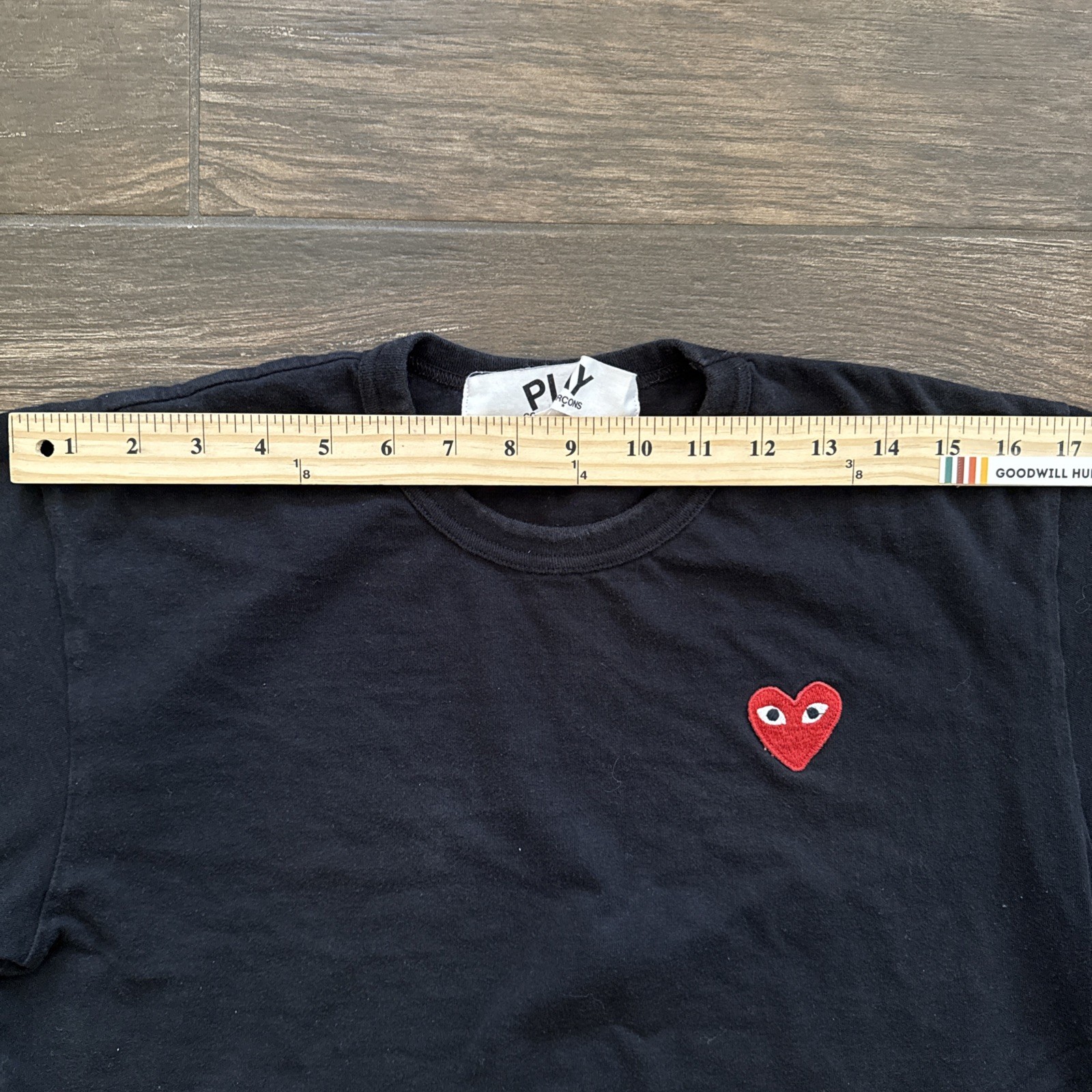 Comme des Garcons PLAY Heart Logo T Shirt Men Large Black Red Heart Tee Japan gallery