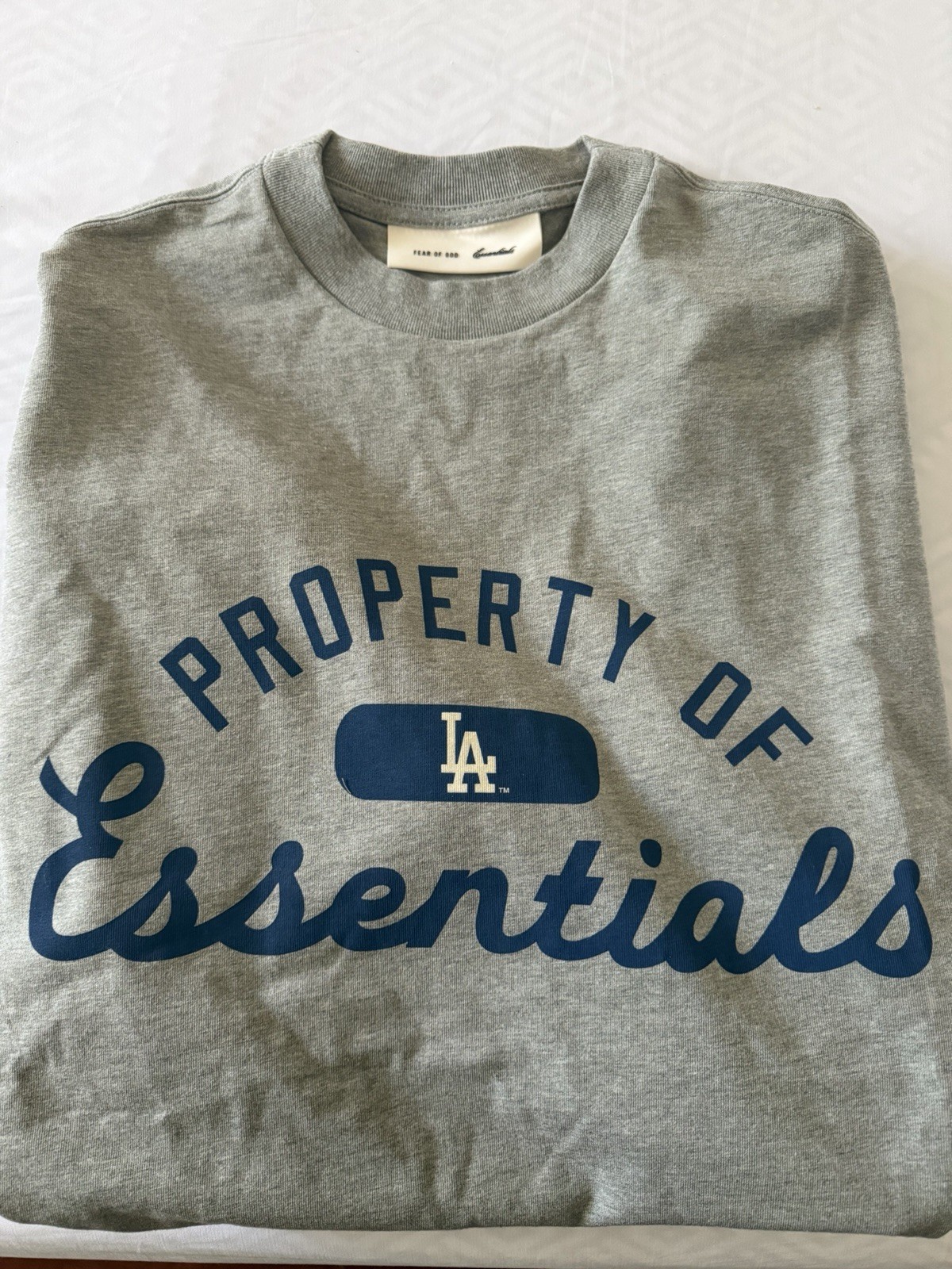 NEW Fear of God Essentials Men’s Gray Los Angeles Dodgers Logo Tee Crew Neck M gallery