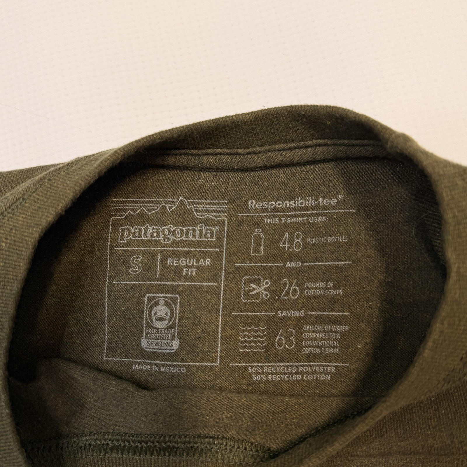 Patagonia Shirt Mens Small Green Long Sleeve Live Simply Graphic T Shirt gallery